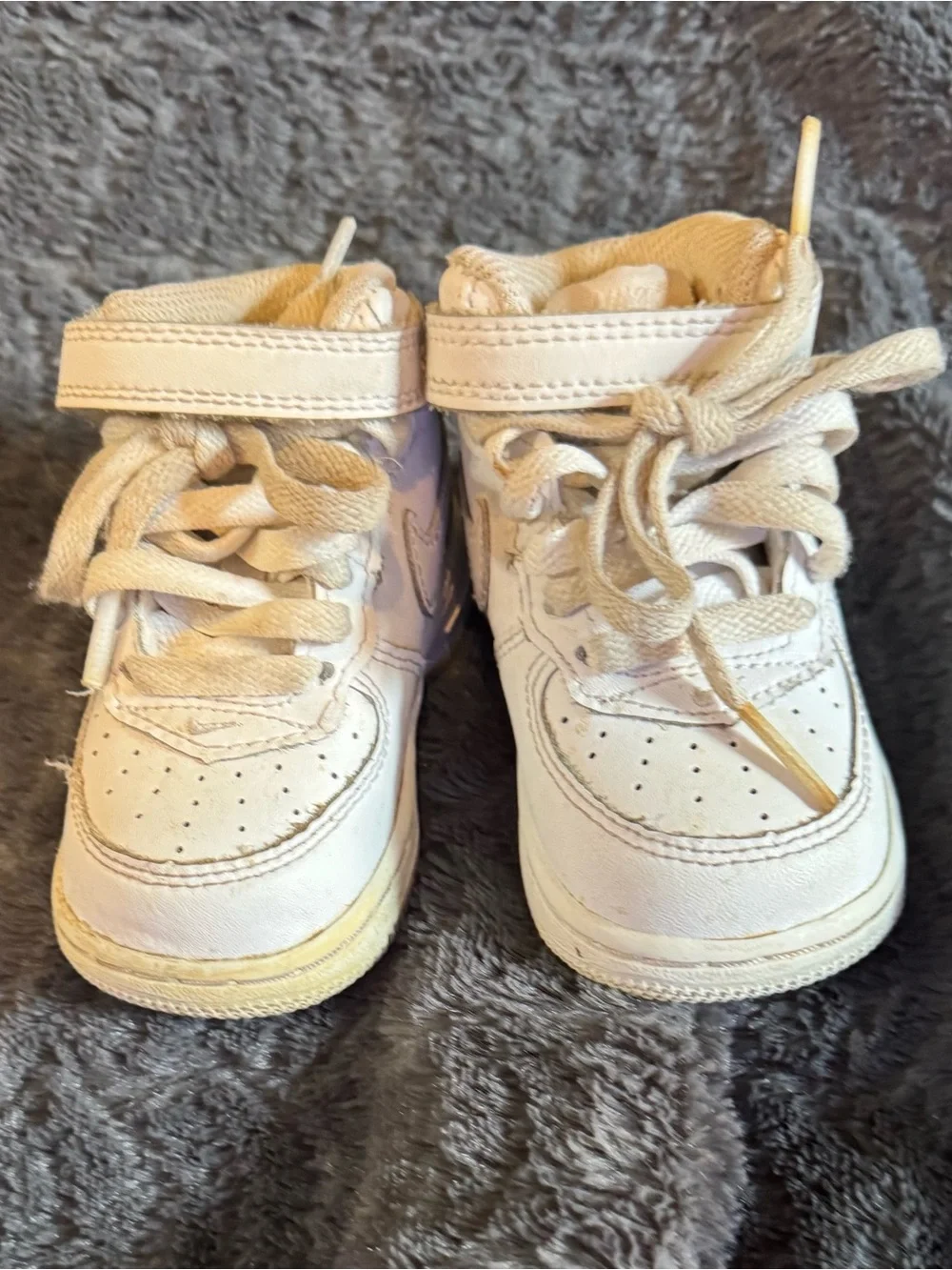 Nike Air Force 1 Mid White Toddler Sneakers – Size 4C